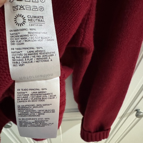 NWT Reformation Calloway Regenerative Wool Crew - Chianti - Picture 5 of 8